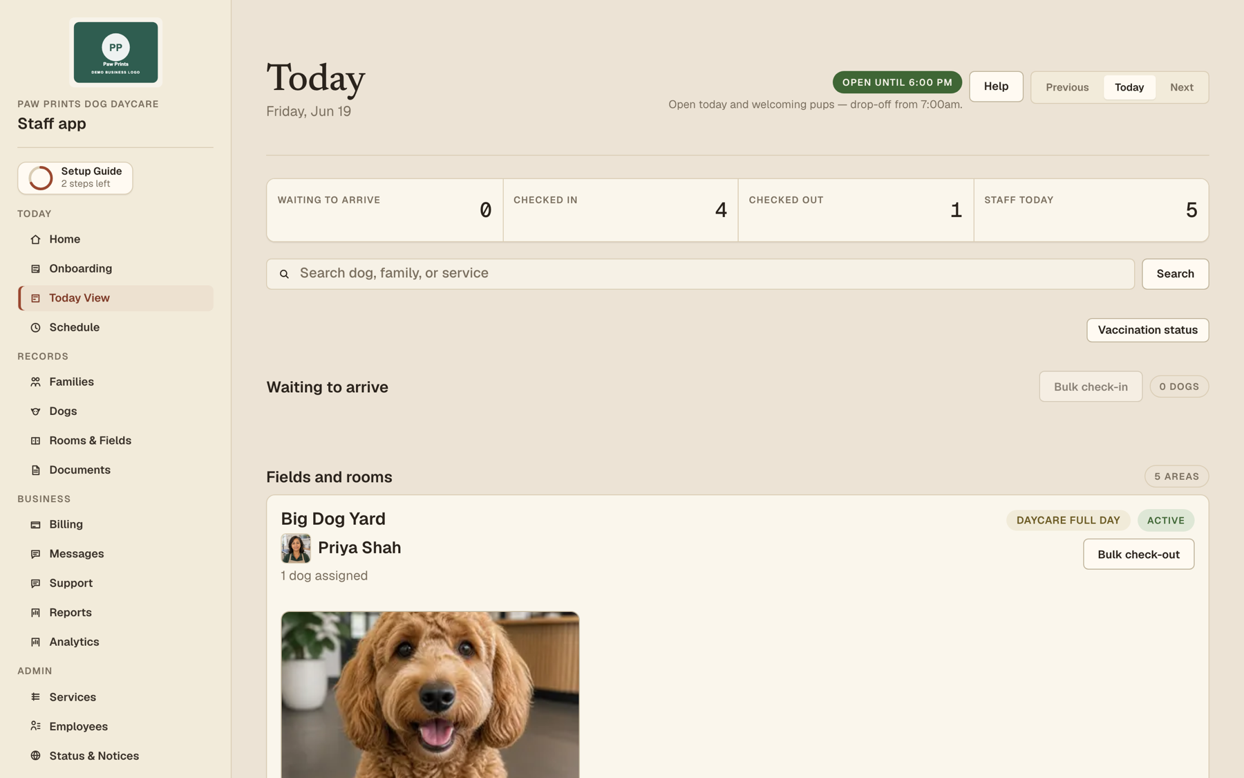 Hello Sniff staff schedule for dog boarding reservations, arrivals, checked-in dogs, and pickups